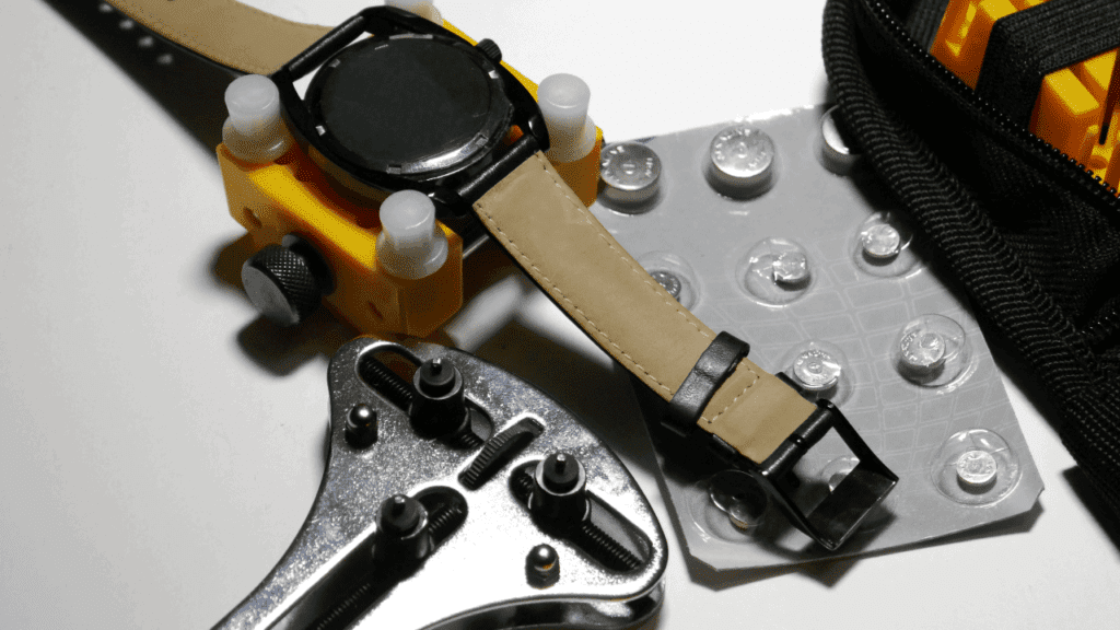How to remove a stubborn watch back